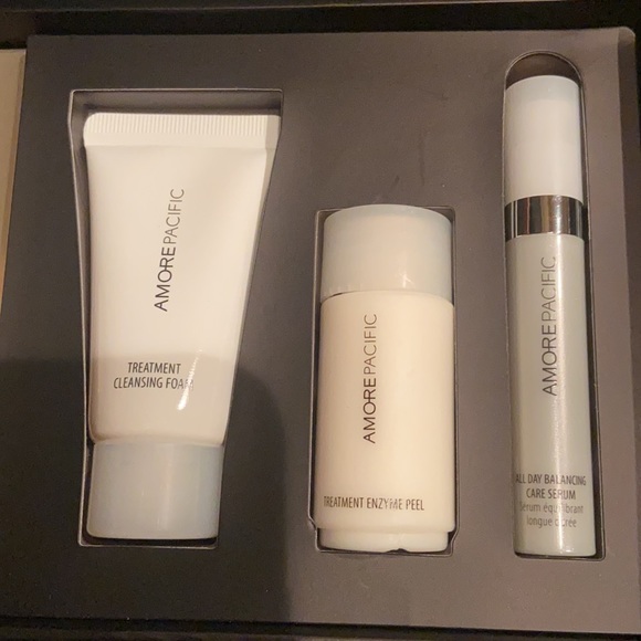 AMOREPACIFIC Ultimate indulgence botanical science - Picture 2 of 6